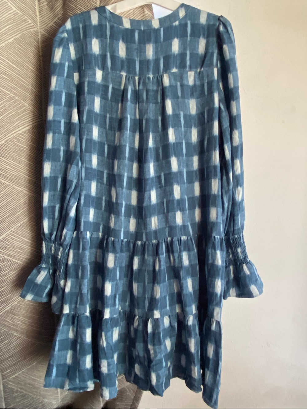 Tuckernuck x Pomander Place Blue Ikat Kenzo Dress Mini Tiered Smocked Cuff Sz L - Picture 6 of 16